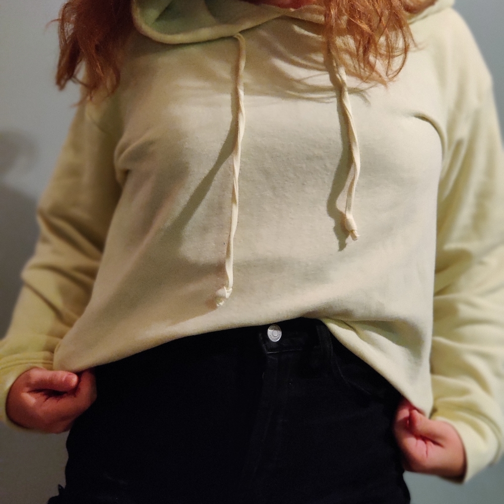 American Eagle Cropped Yellow Hoodie